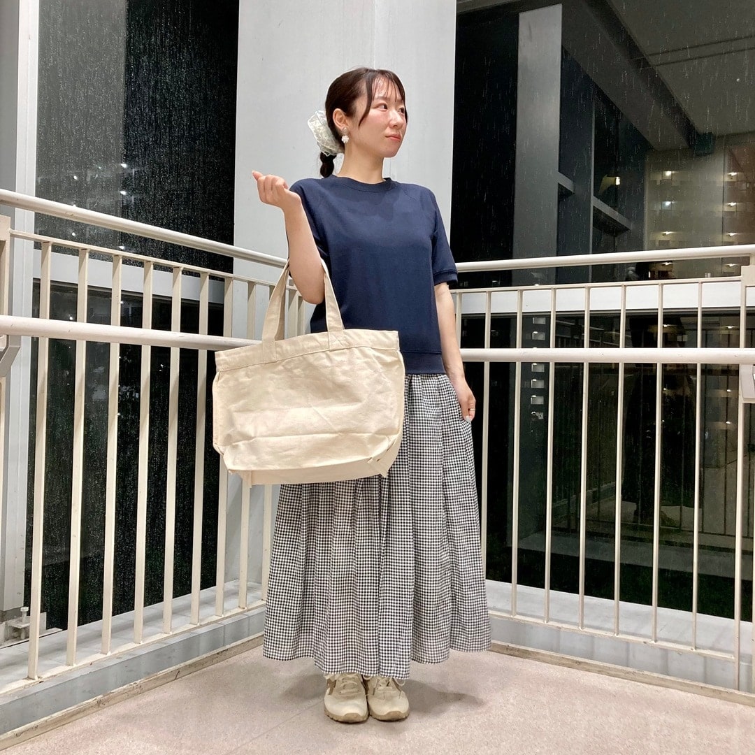 無印良品の『婦人 ライトスウェットクルーネック半袖Tシャツ』