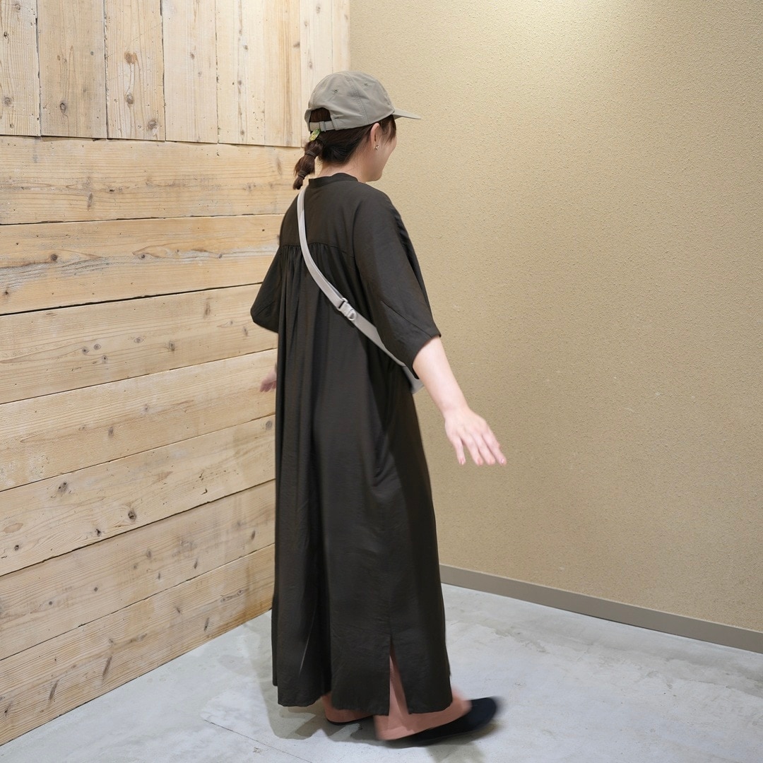 無印良品の『婦人 なめらか 五分袖ワンピース』