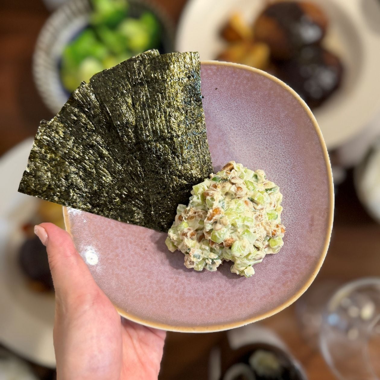 無印良品『素材の栄養おやつ たんぱく質 納豆＆オクラ 梅風味』を使ったおつまみ