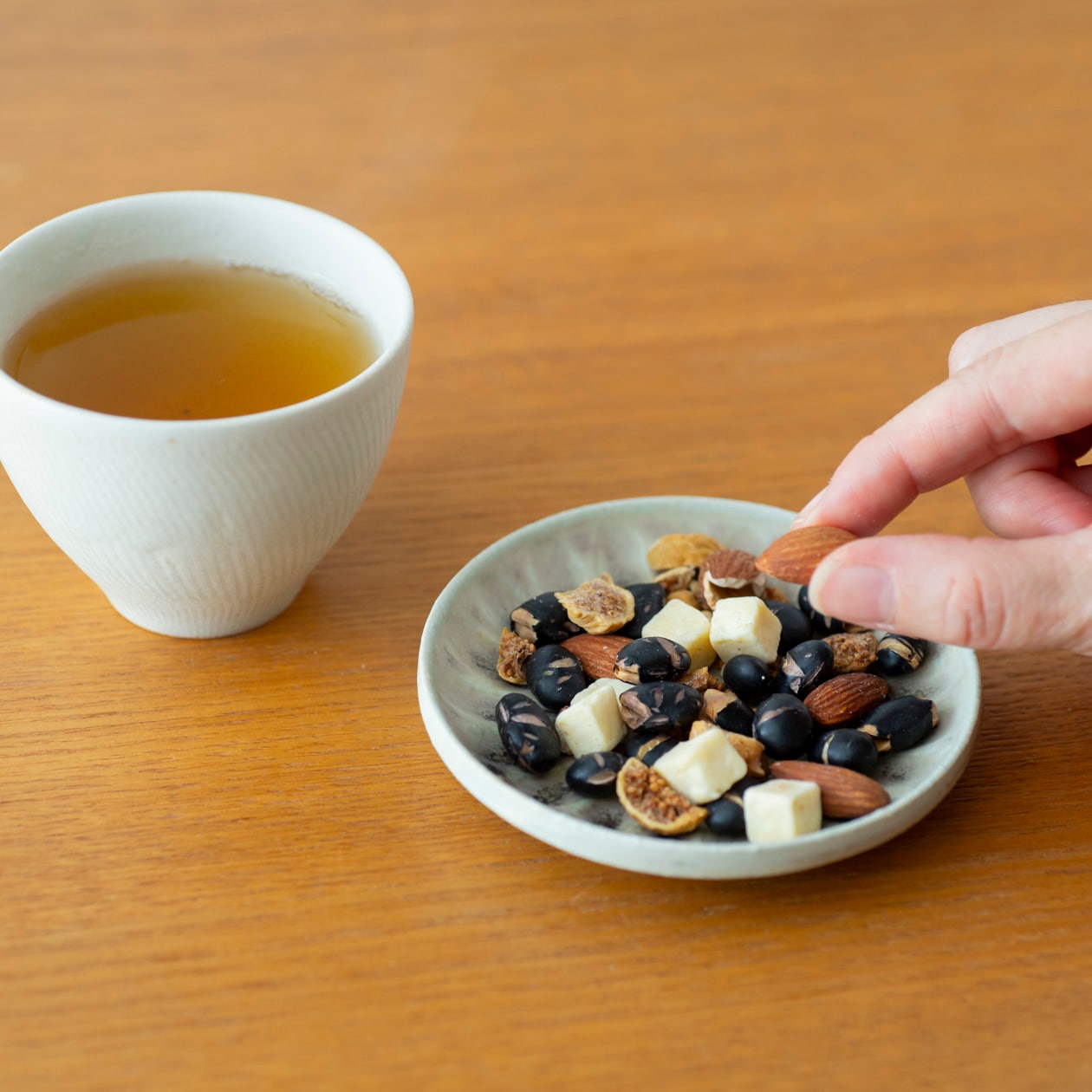 太らない、体と心の疲れがとれる。「間食の選び方」_Xai1pY