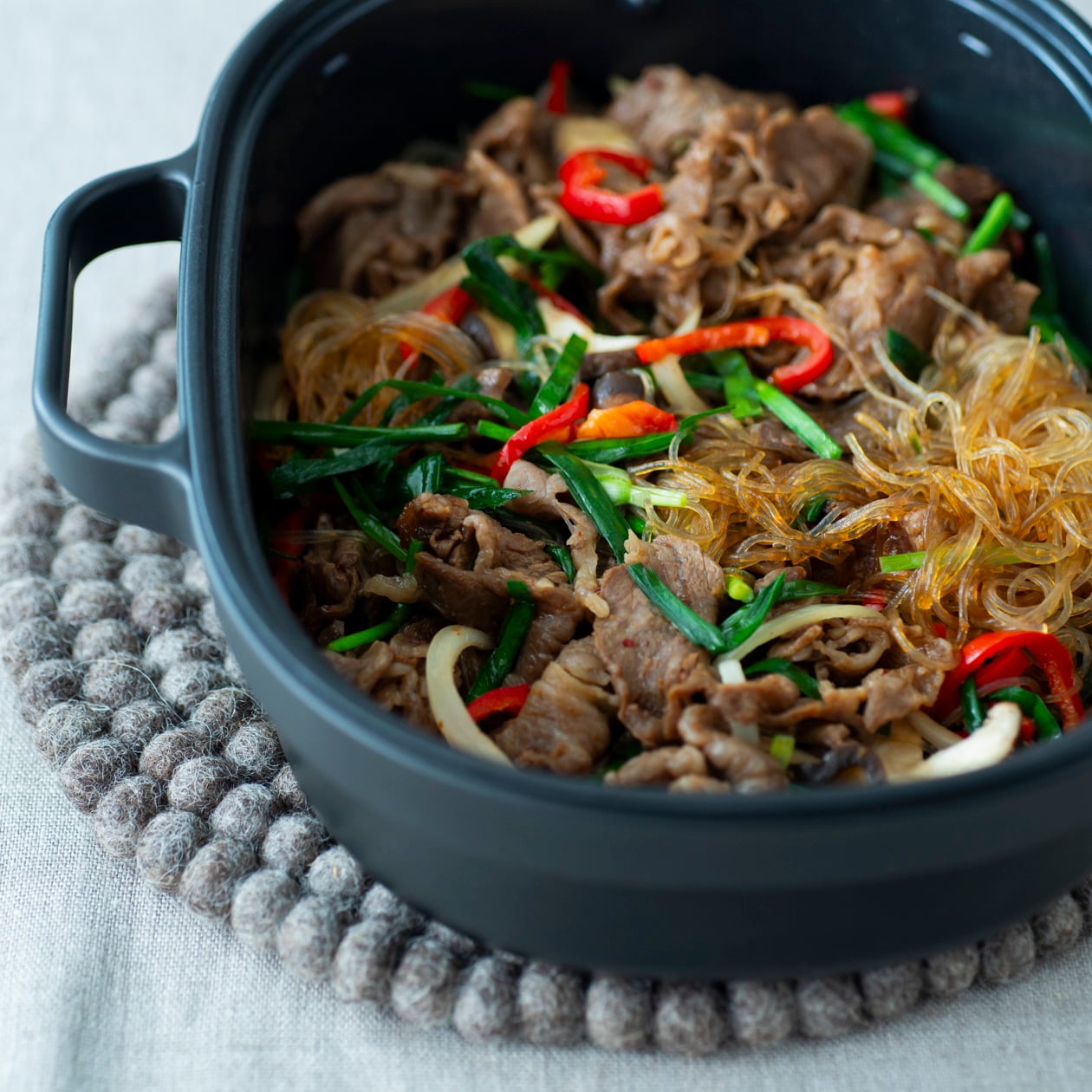 無印良品『レンジで焼き料理 グリルプレート』でつくる「牛肉と春雨の炒め物」