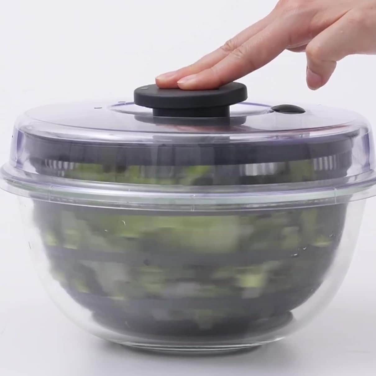 無印良品のプッシュ式 サラダスピナー
