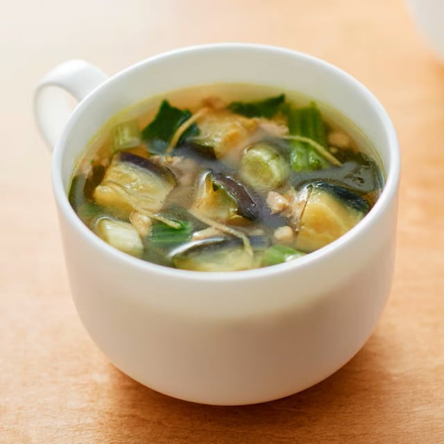 無印良品の食べるスープ 揚げ茄子と豚肉の生姜スープ
