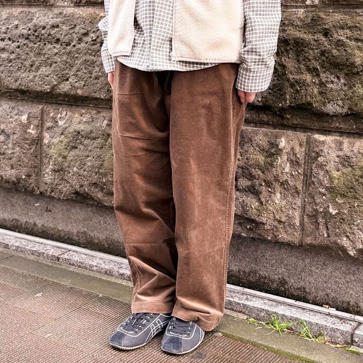 無印良品の婦人　ストレッチコーデュロイイージーストレートパンツ