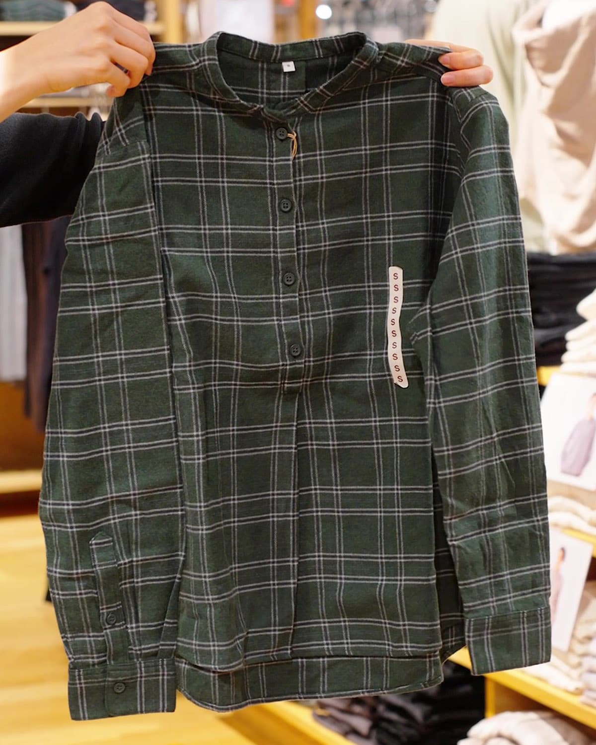 無印良品の両面起毛　甘撚りフランネル　スタンドカラー長袖ブラウス