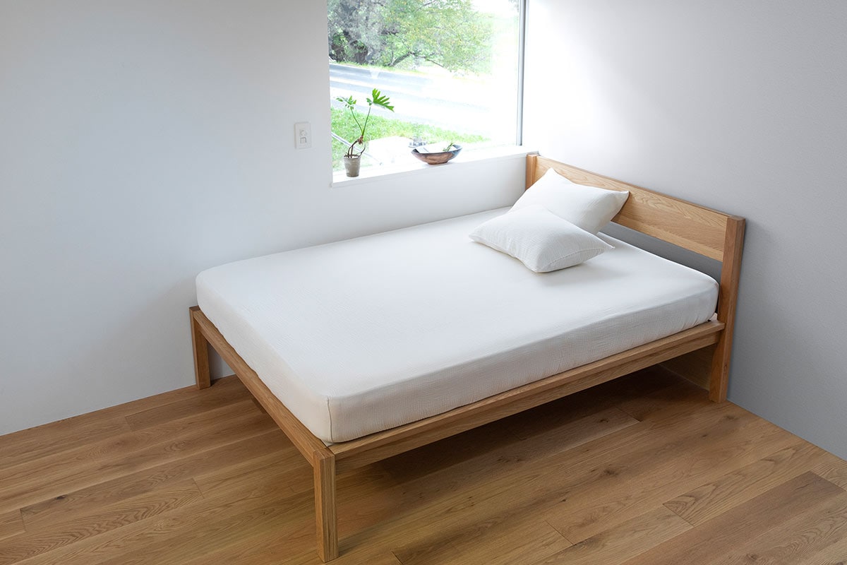 こちら 【無印良品】木製ベッド・オーク材・セミダブル ストの