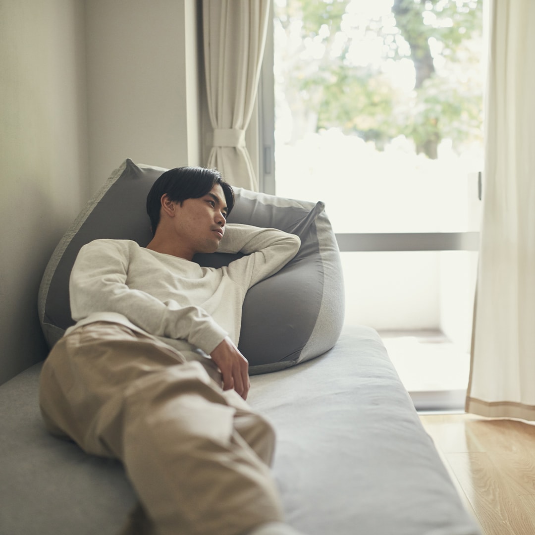 体にフィットするソファ｜ 無印良品