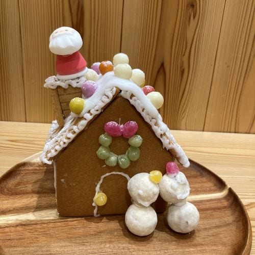 自分でつくるヘクセンハウスを一緒につくりませんか。