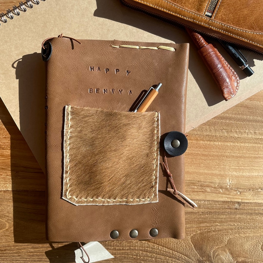 【みのおキューズモール】革職人といっしょに革の手帳カバーを作ろう！