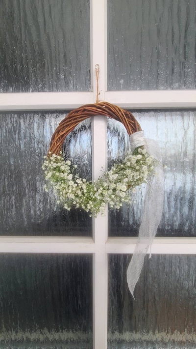 かすみ草のリースづくり