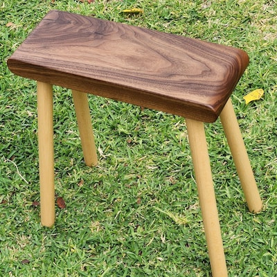 【神戸阪急】1/24(土)-『自分だけの木製スツールをつくろう』-