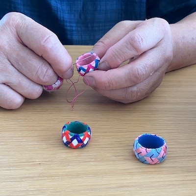 【2月20日】彩り美しい指貫（ゆびぬき）