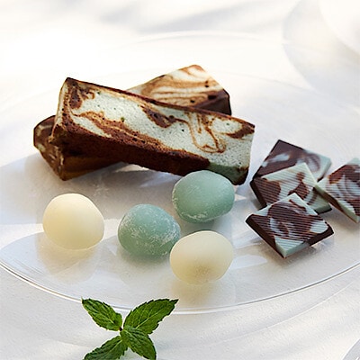 ミントのお菓子と飲みもの