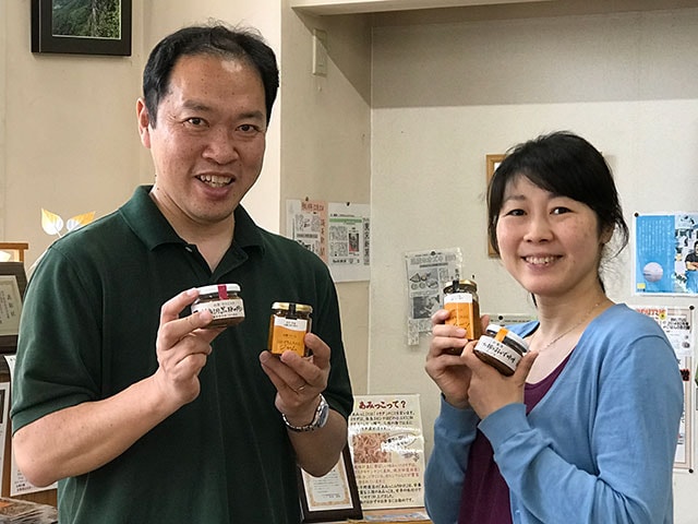 供給者画像：生産者名　有限会社早野商店 早野 崇・早野 由紀子さん