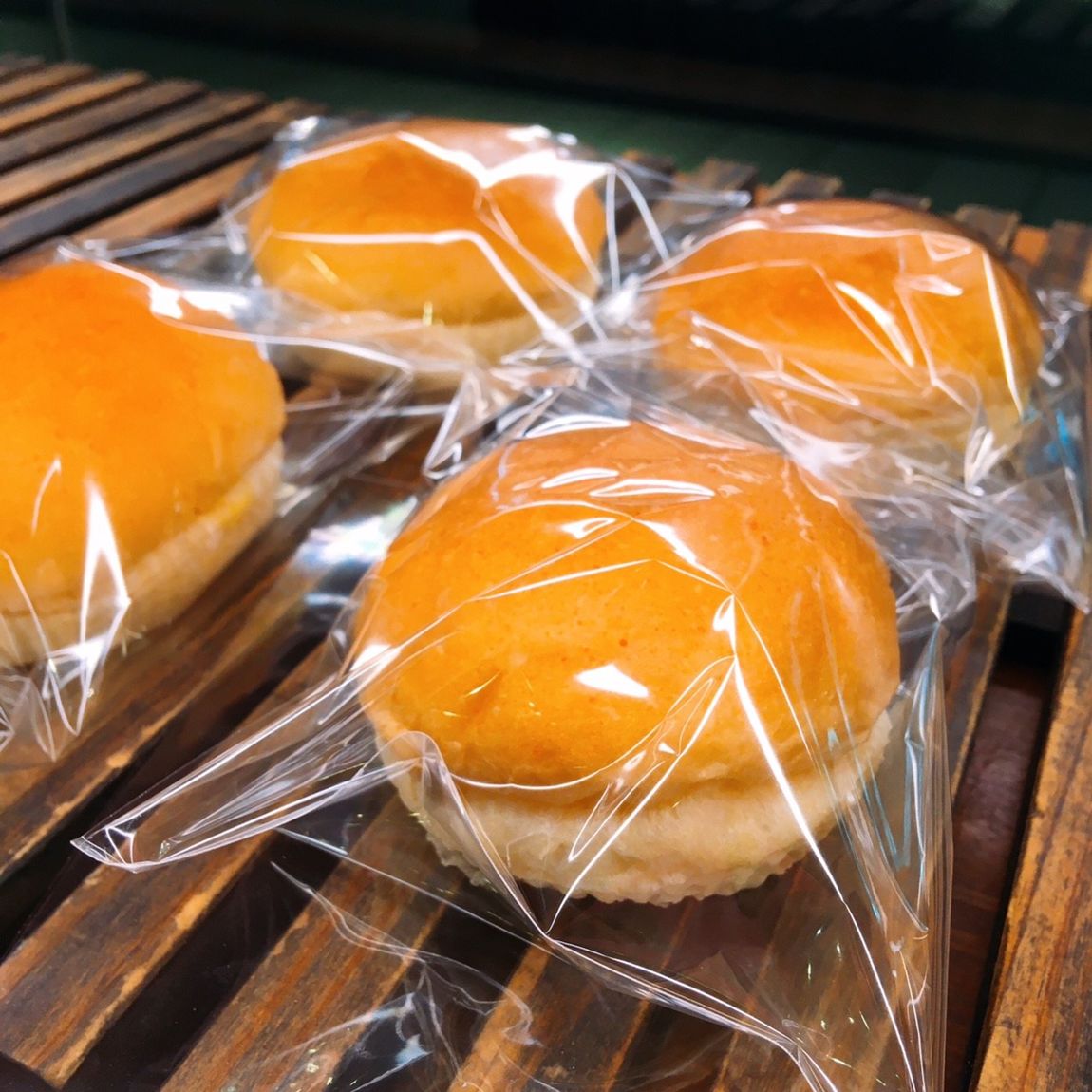 【Cafe'&Meal MUJI グランフロント大阪】袋入りのカスタードクリームパン