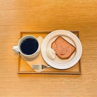 【Cafe＆MealMUJI神戸BAL】桜のパウンドケーキ