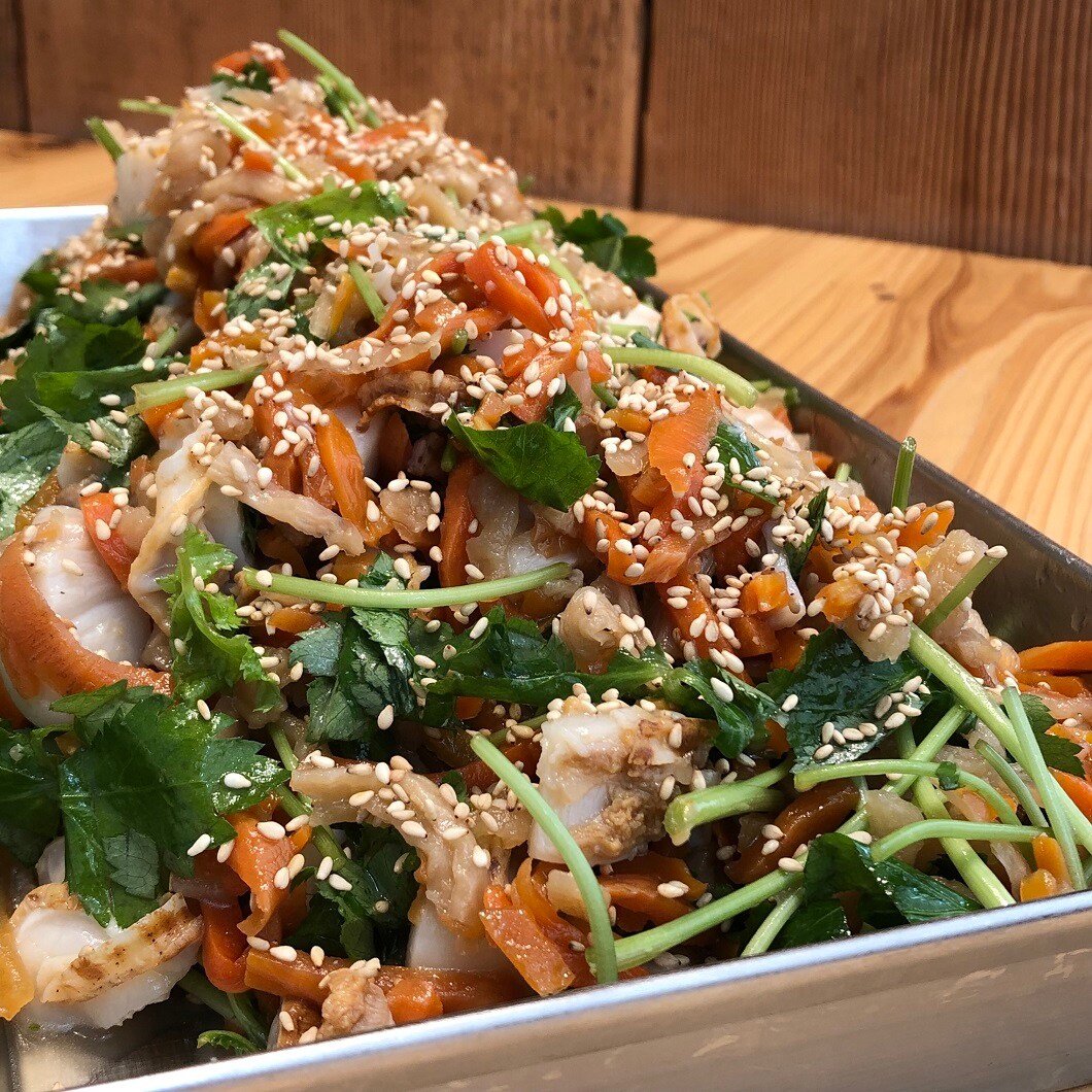 【Cafe&Meal MUJI日比谷】干し野菜とホタテのサラダの盛り写真