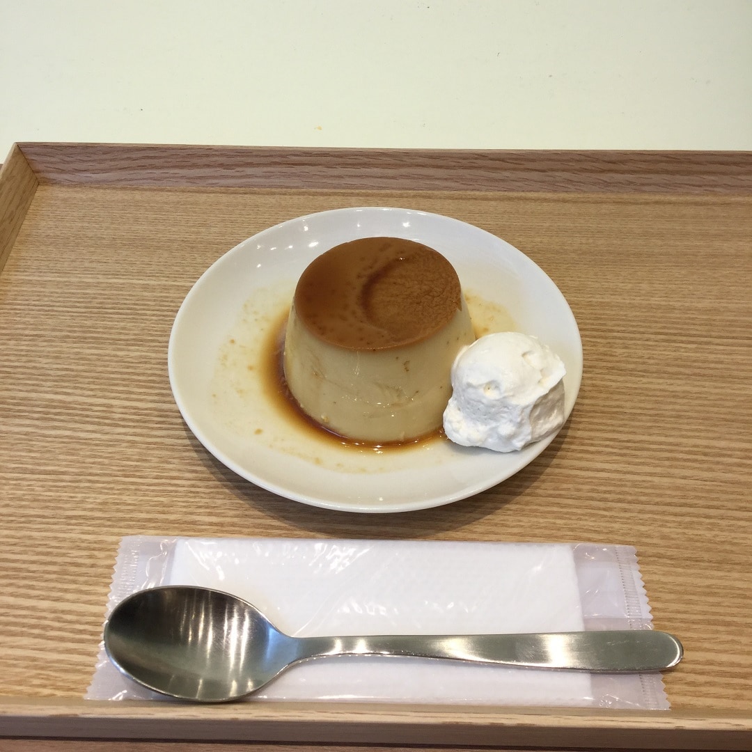 キービジュアル画像：人気デザート「本和香糖の焼きプリン」