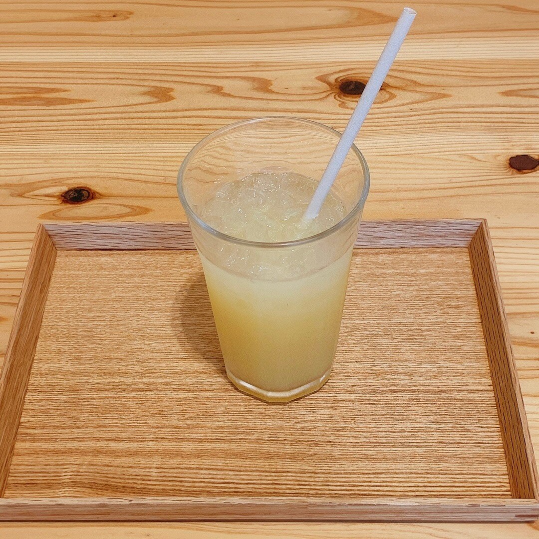 【Café＆MealMUJI日比谷】100％果汁のりんごジュース