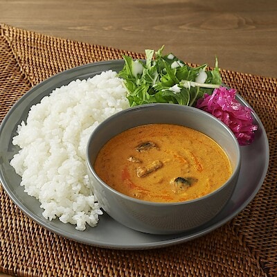 【Café MUJI二子玉川】新メニュー「焼きいわしのインド風カレーとサラダセット」