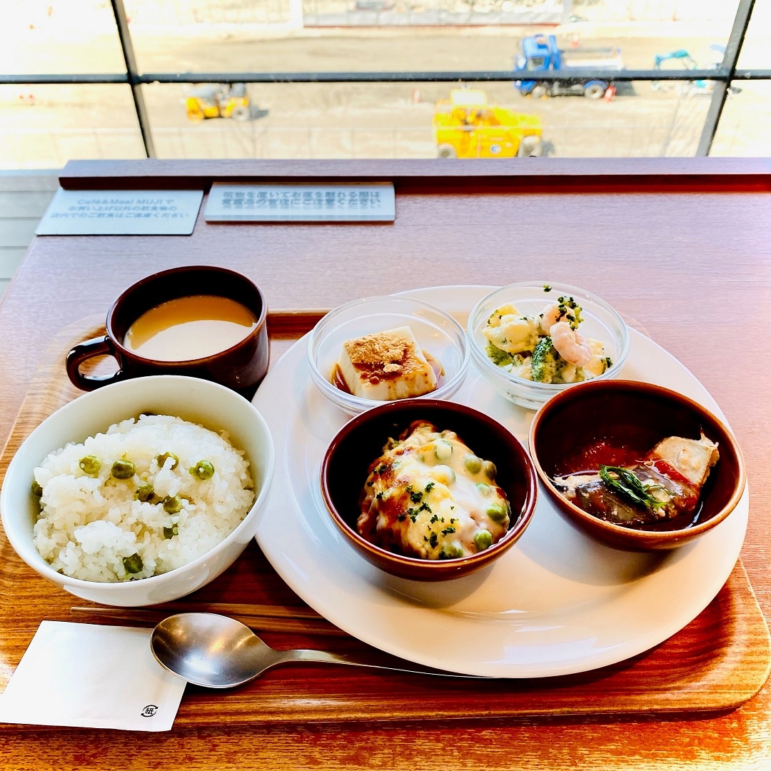 【Cafe'&Meal MUJI グランフロント大阪】春のデリ