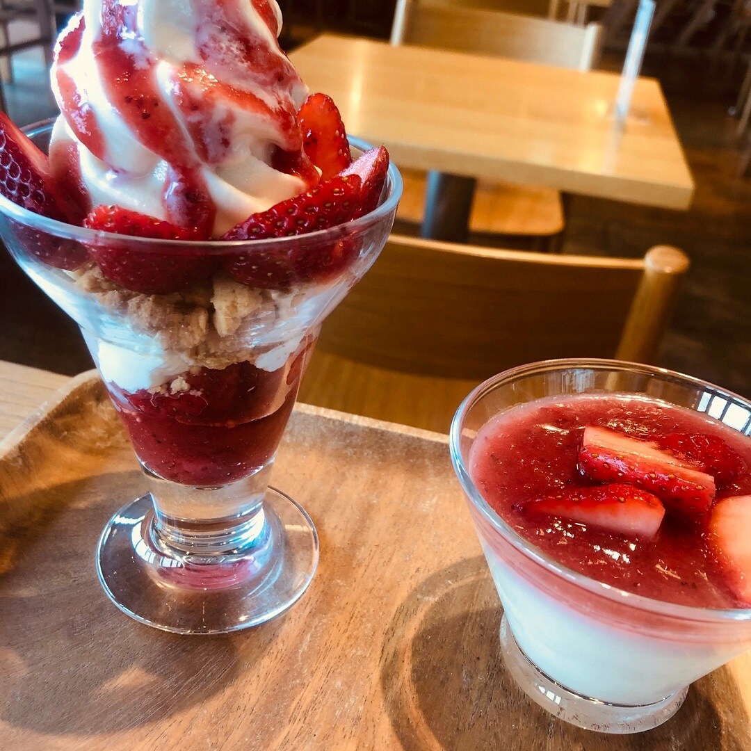 【Cafe'&Meal MUJI グランフロント大阪】strawberry dessert