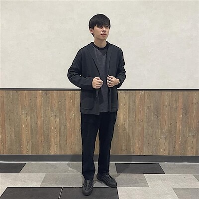 【イオンモール筑紫野】　身長180cm