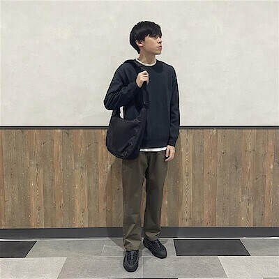 【イオンモール筑紫野】　身長180cm　