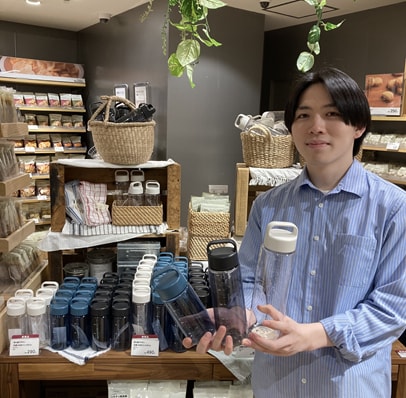 【新宿通り】暑い季節のお供、ドリンクボトルがリニューアル