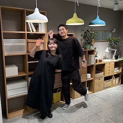 【新宿通り】暮らしに合わせて調整できるスタッキングシェルフ