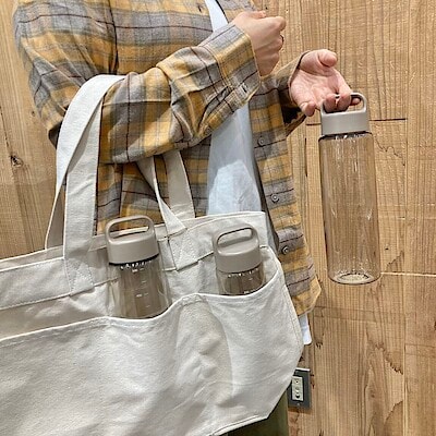 【福田屋ショッピングプラザ宇都宮】持ち運びやすい目盛り付きドリンクボトルに新色が登場しました
