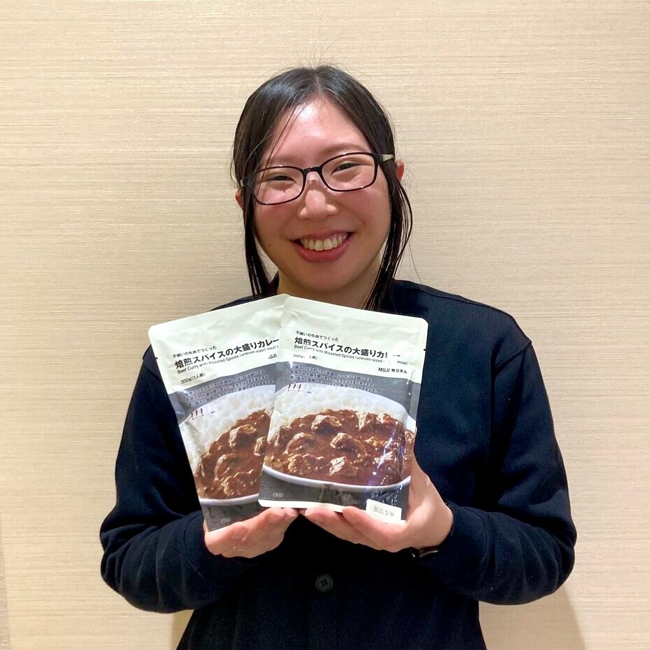 焙煎スパイスの大盛りカレー