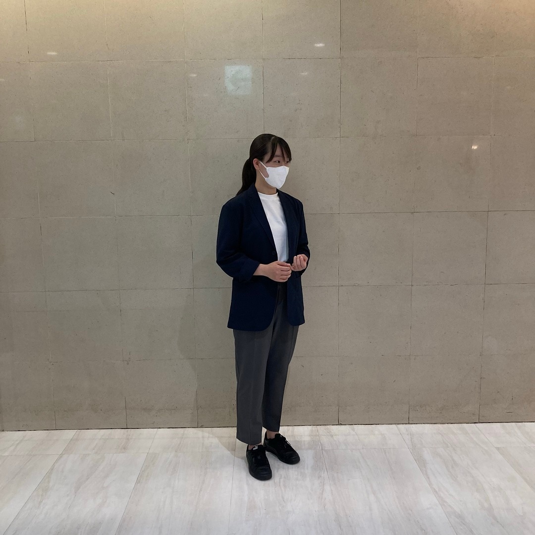 【所沢西武】　女性スタッフ159cm