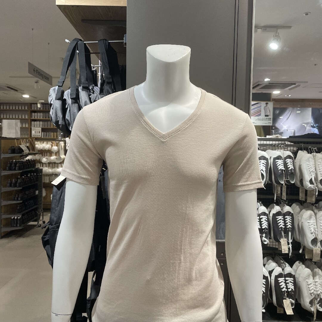 さらっと綿　VネックTシャツ
