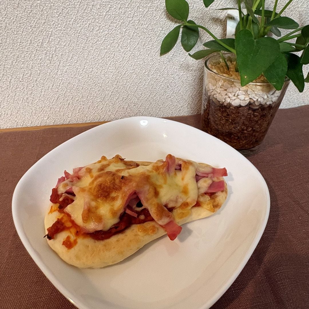 ナンとミネストローネでピザ風レシピ