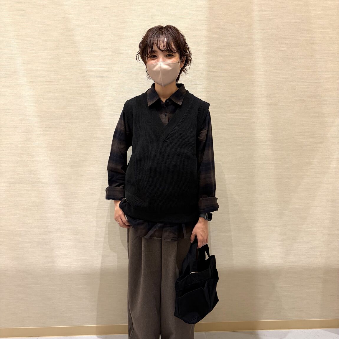 スタッフスナップ　全身
