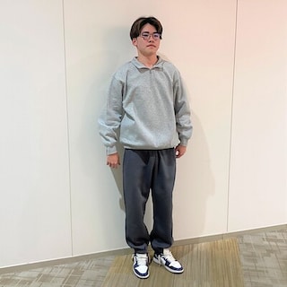 【くずはモール】身長　181cm