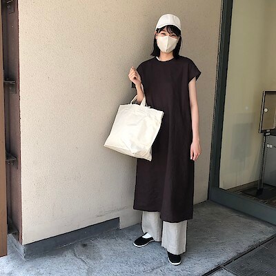 【くずはモール】身長　173cm