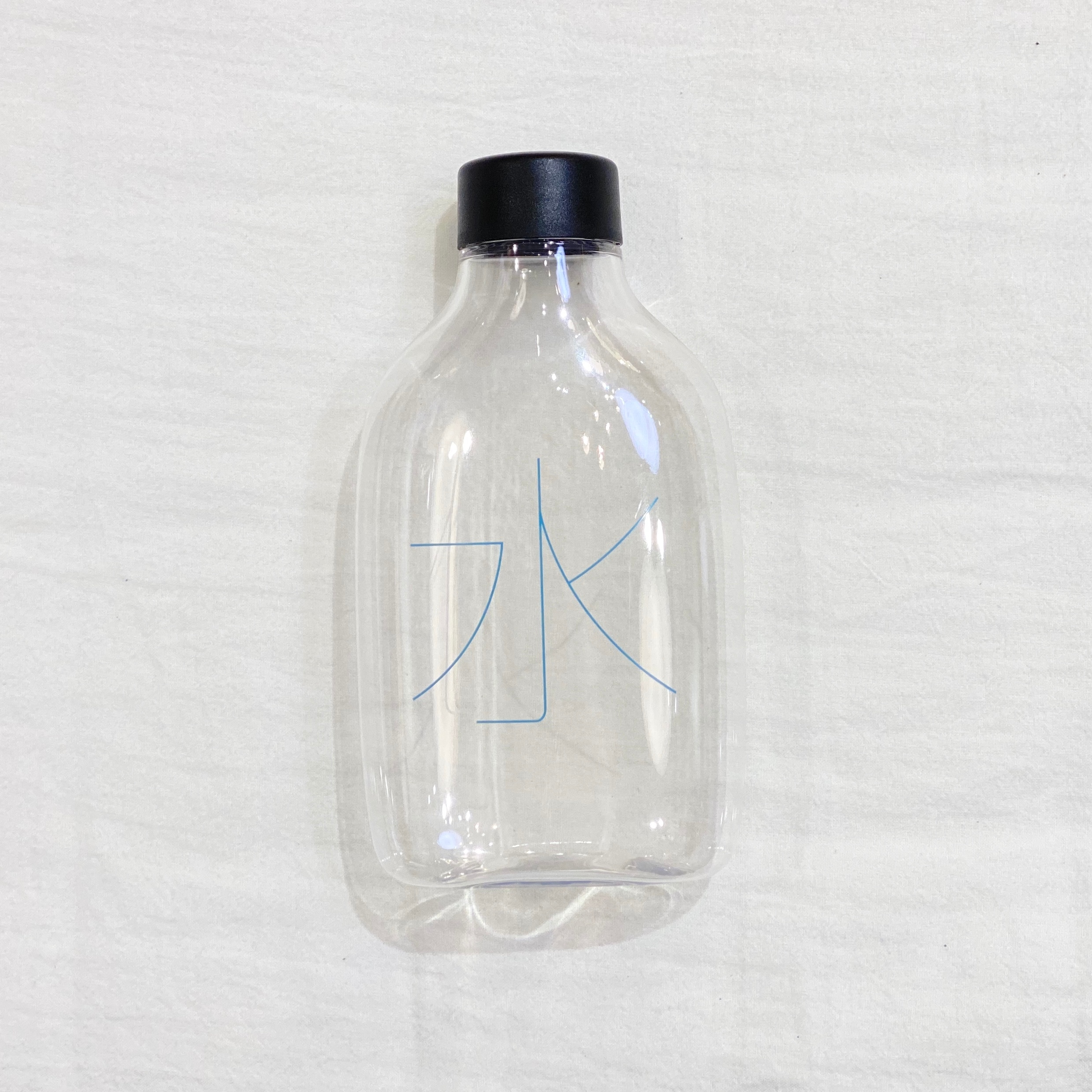水
