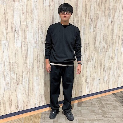 【くずはモール】身長　175cm