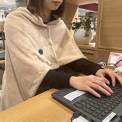 【ルミネ町田】洗えるUSBブランケットのご紹介