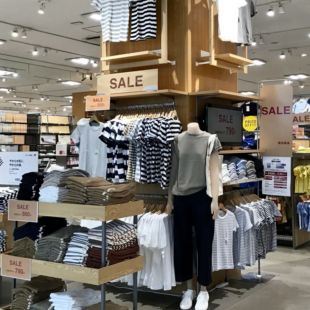 セール売場