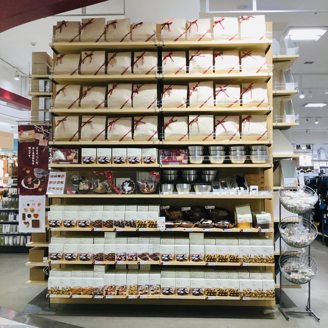 【イオンタウン守谷】売場