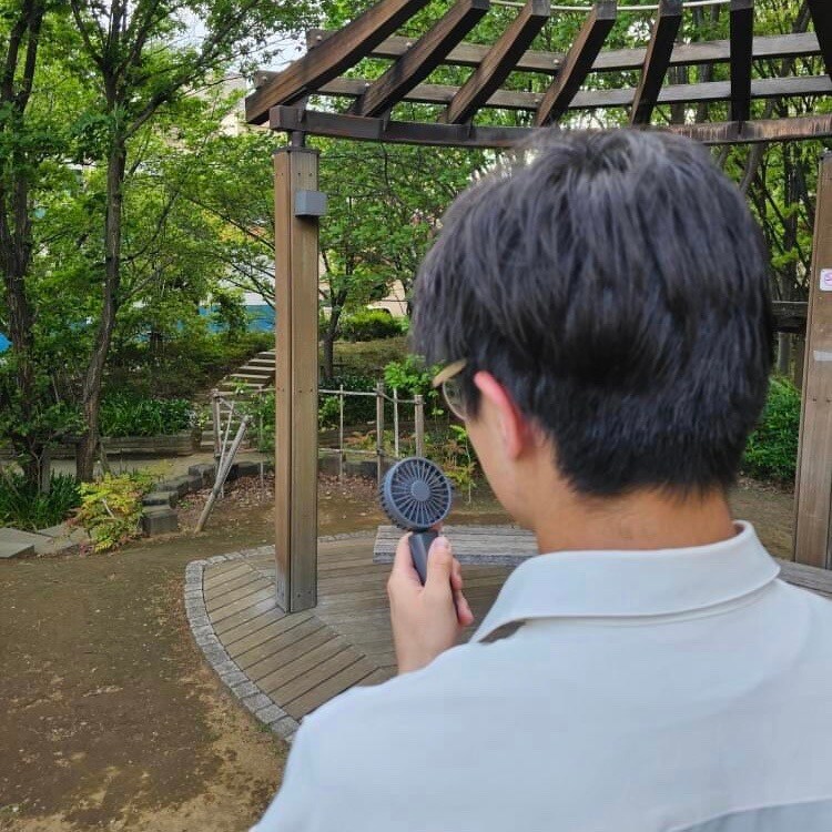 ハンディファン