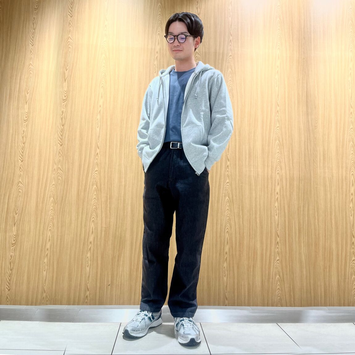 紳士　パーカー　グレー