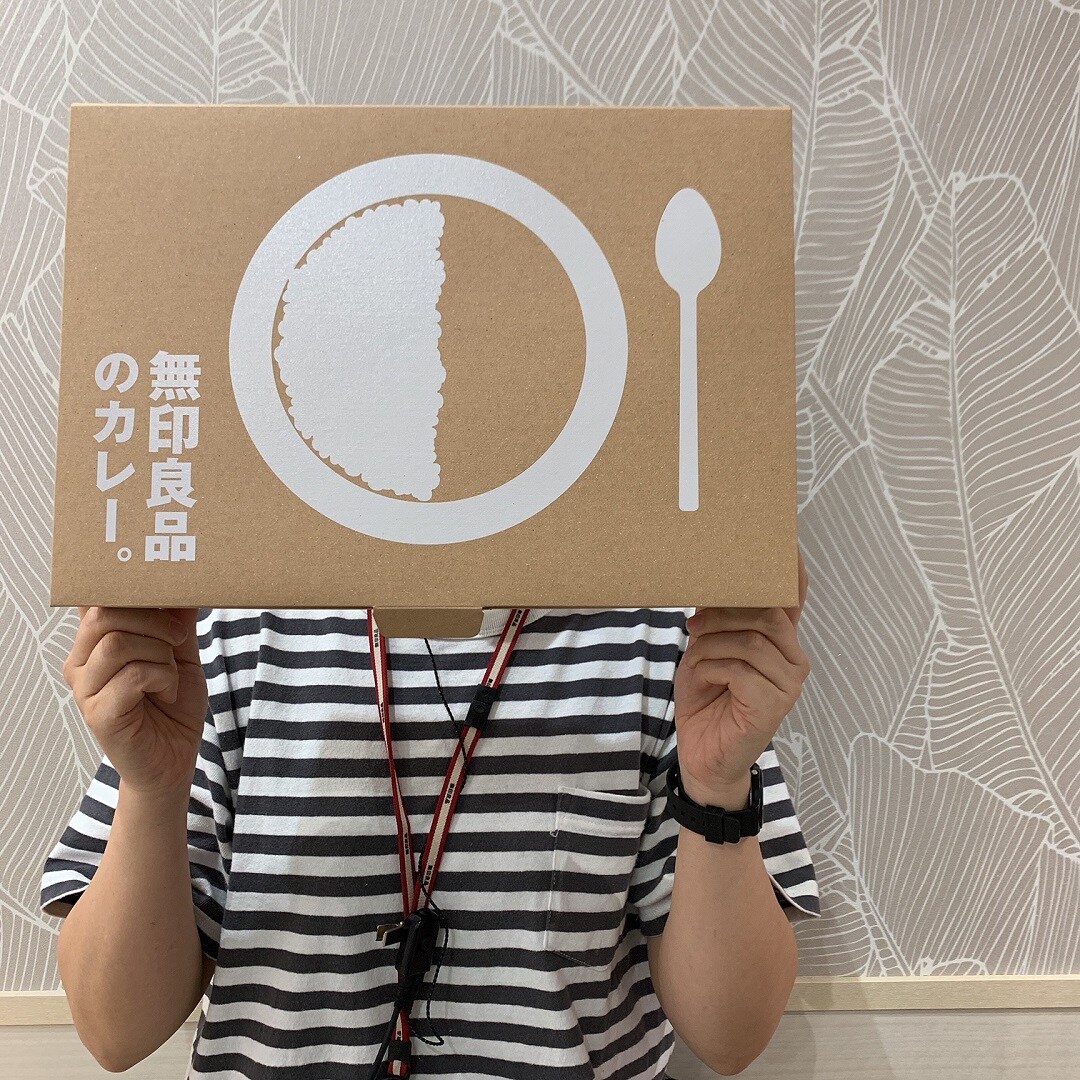 キービジュアル画像：贈り物にカレーはいかかですか？｜スタッフのおすすめ