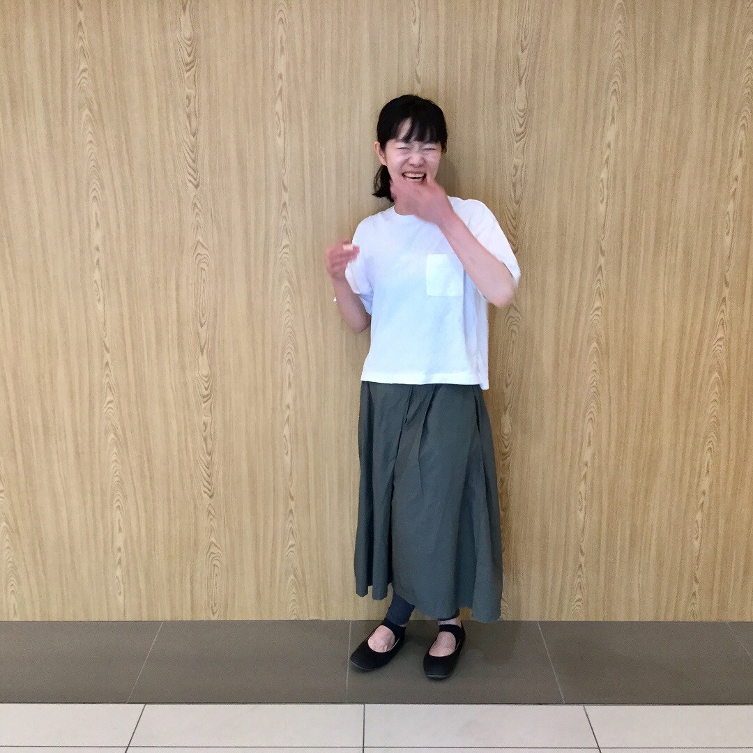 キービジュアル画像：白Ｔシャツ・スタッフコーディネート⑧｜スタッフのおすすめ