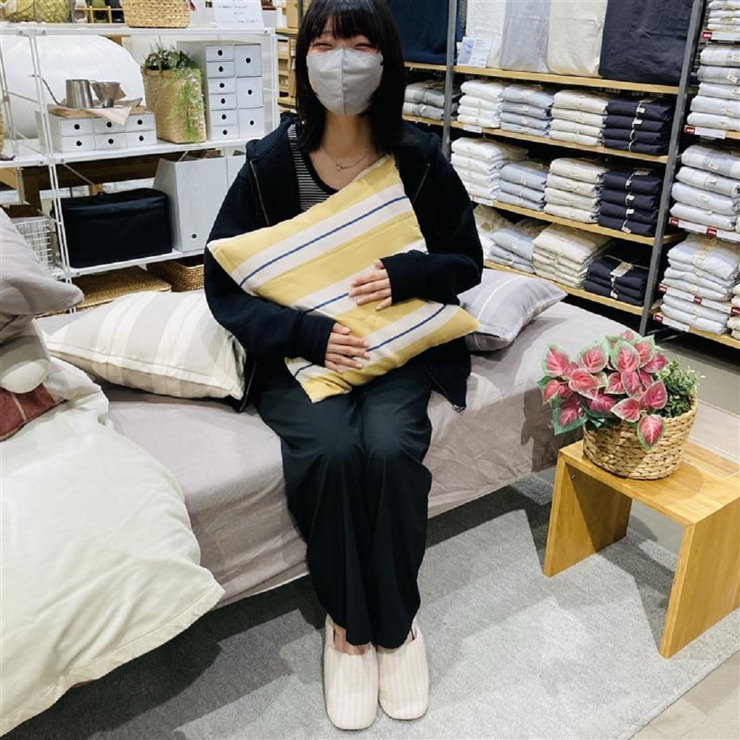 【イオンモール熱田】新商品｜フランネルルームシューズ・クッションカバー
