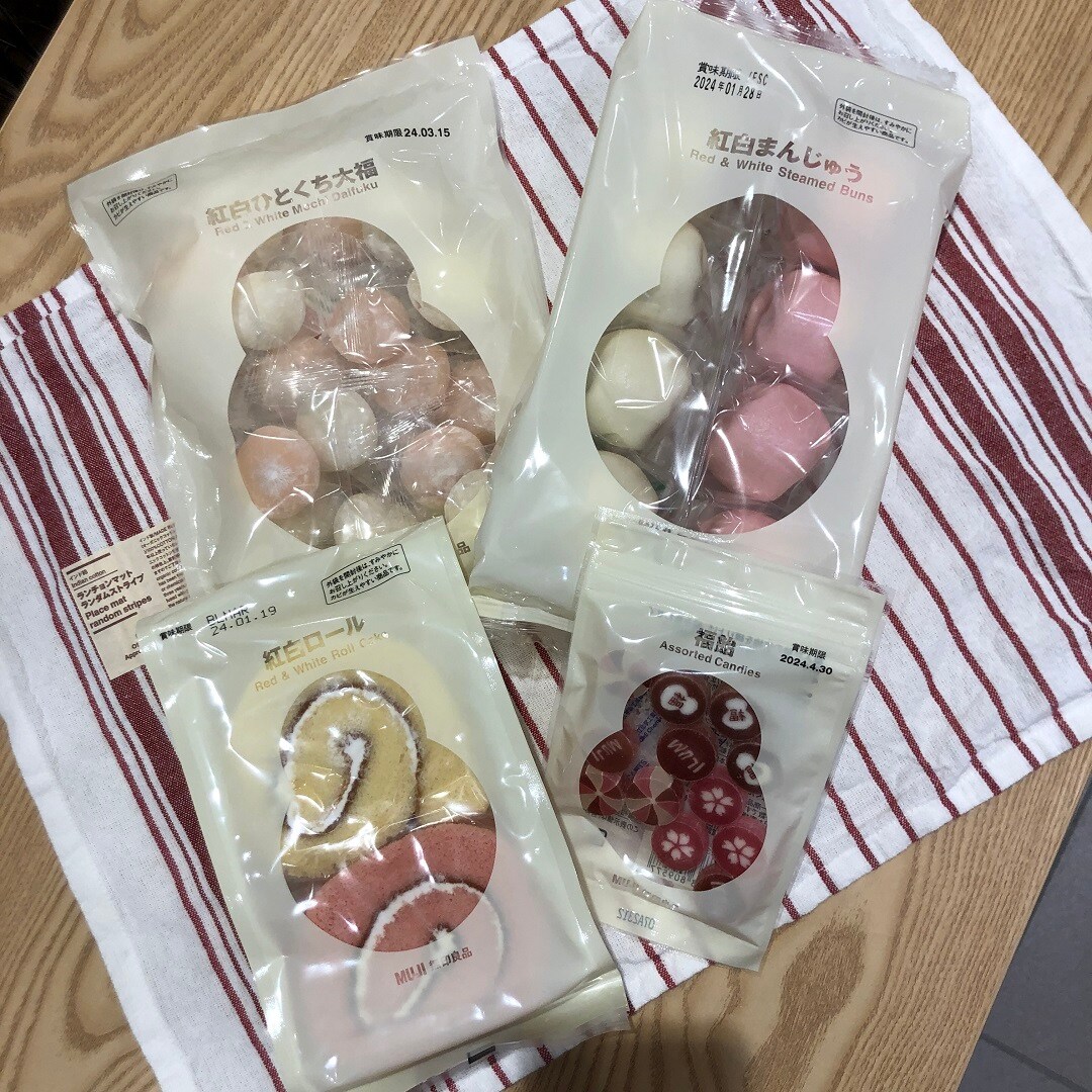 【イオンモール熱田】紅白のお菓子