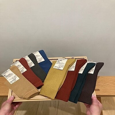 【名古屋パルコ】　秋色　靴下入荷してます！